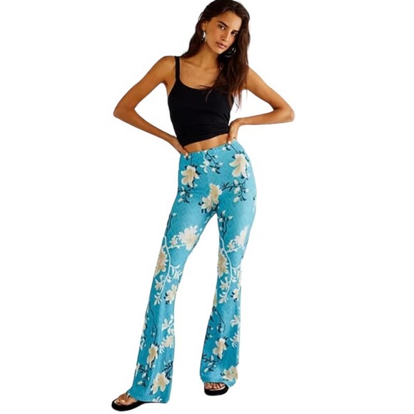 Free People X Novella Royale The Janis Bells in Aqua Lillies Size Medium NWOT - Picture 1 of 12